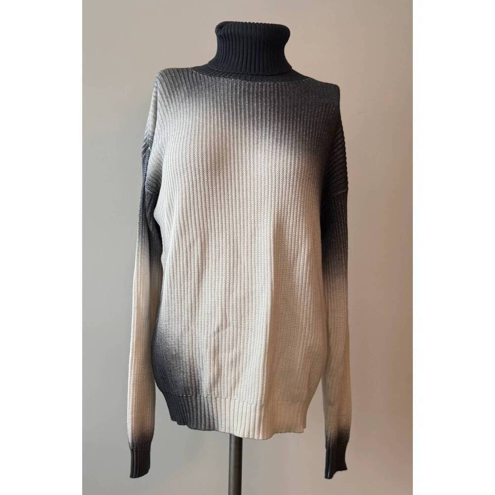 NEW WISPR women's sabina shadow sweater in white/black/grey
